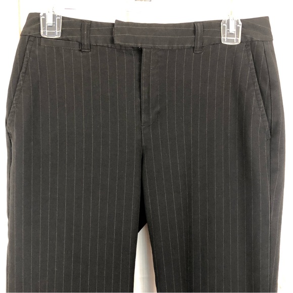 Old Navy Pin Striped Dress Capris - Picture 3 of 8